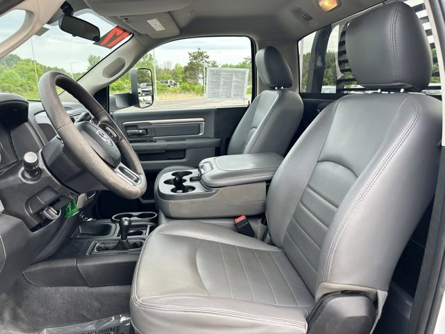 Used 2017 RAM 4500 Tradesman w/ Power Accessory Group image 14