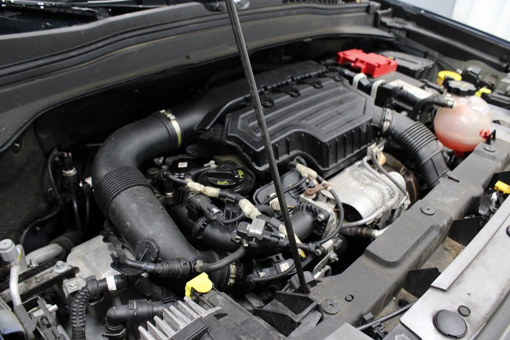 Used 2020 Jeep Renegade Limited w/ LED Lighting Group image 17