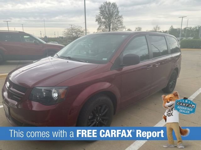 Used 2020 Dodge Grand Caravan GT image 2