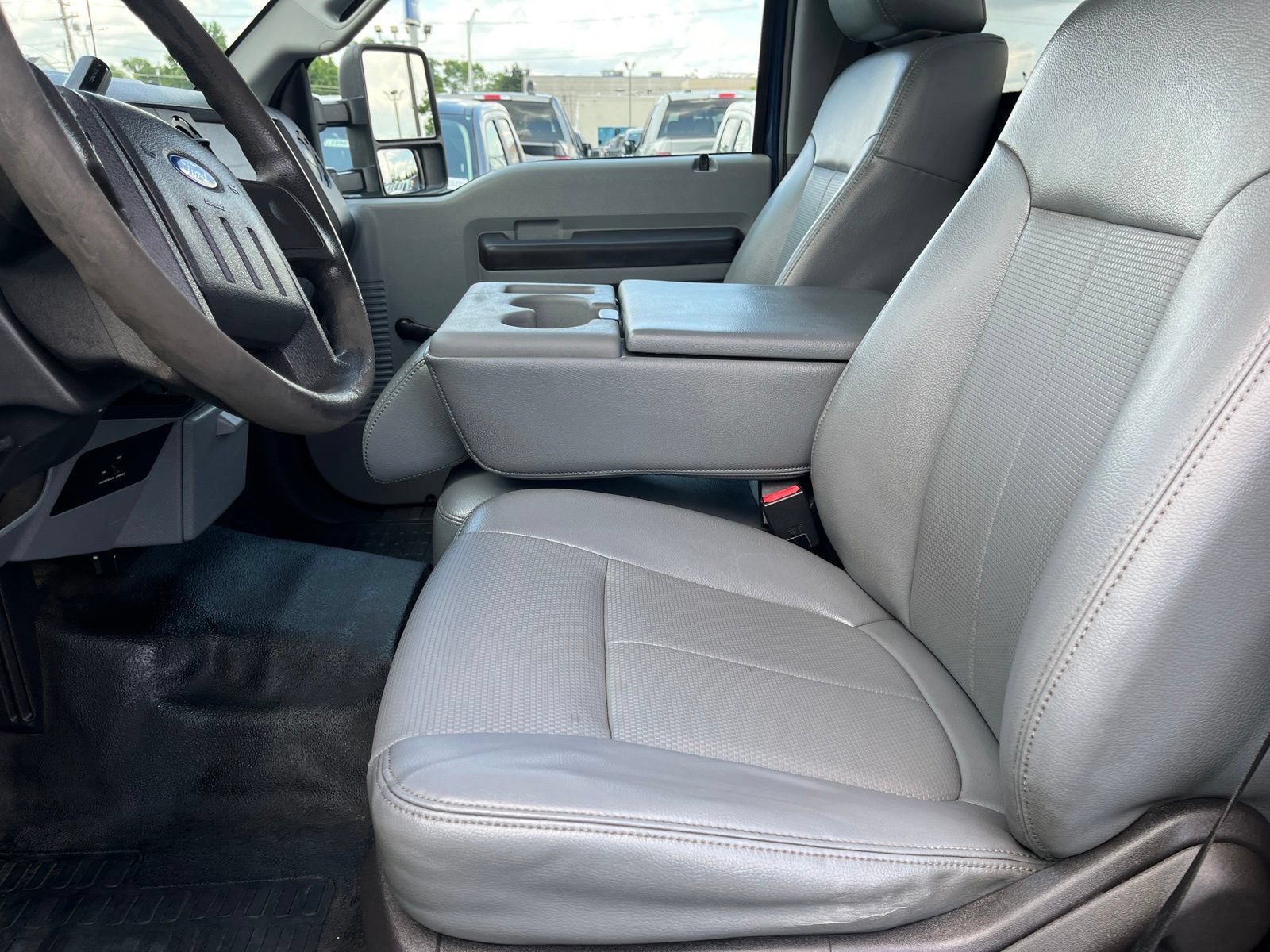 Used 2013 Ford F550 2WD Regular Cab Super Duty w/ XL Value Pkg image 14