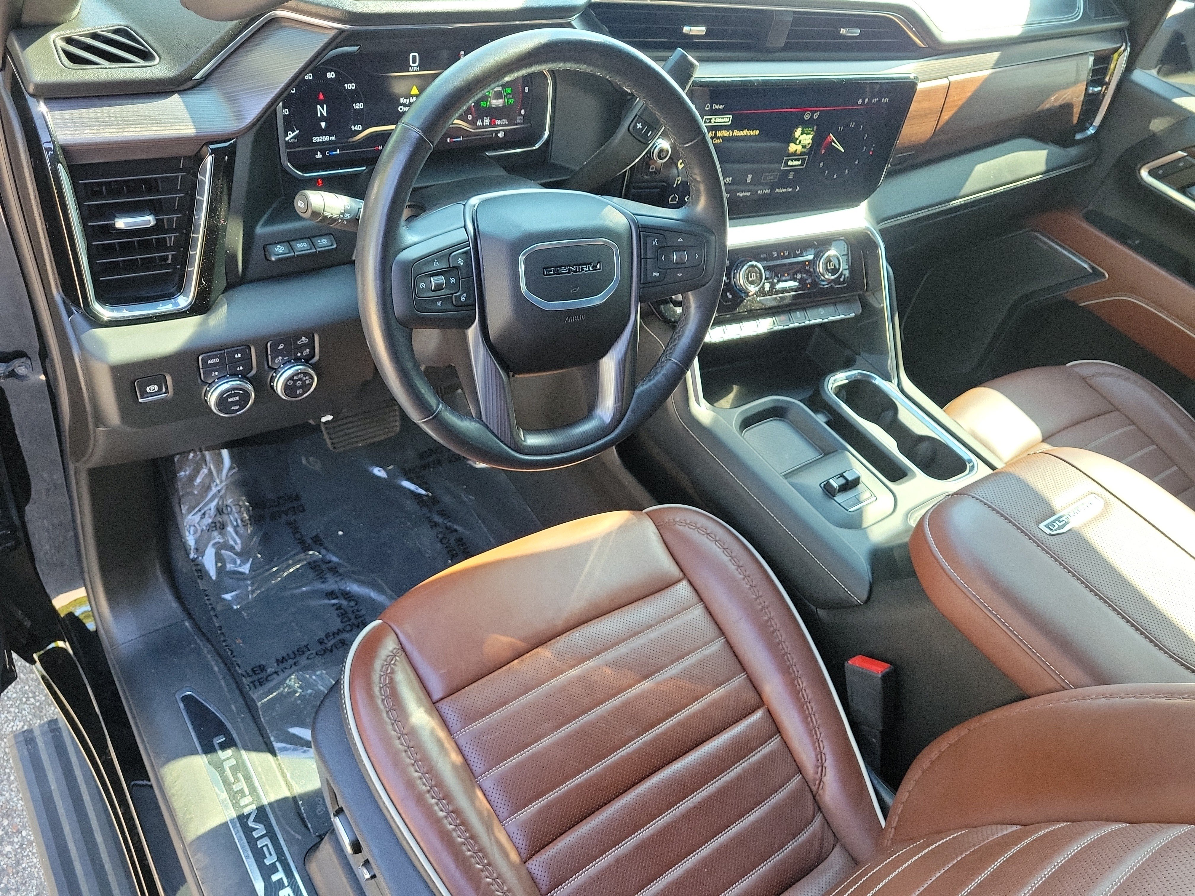 Used 2024 GMC Sierra 2500 Denali Ultimate w/ Max Trailering Package AWD/4WD image 14