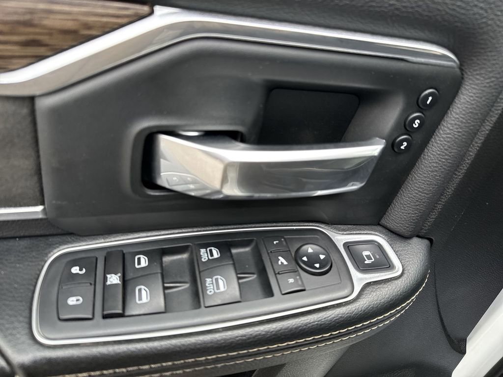 Used 2019 RAM 2500 Laramie image 22