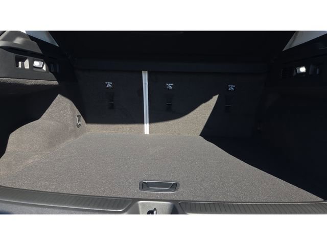 New 2026 Buick Envision Avenir image 16