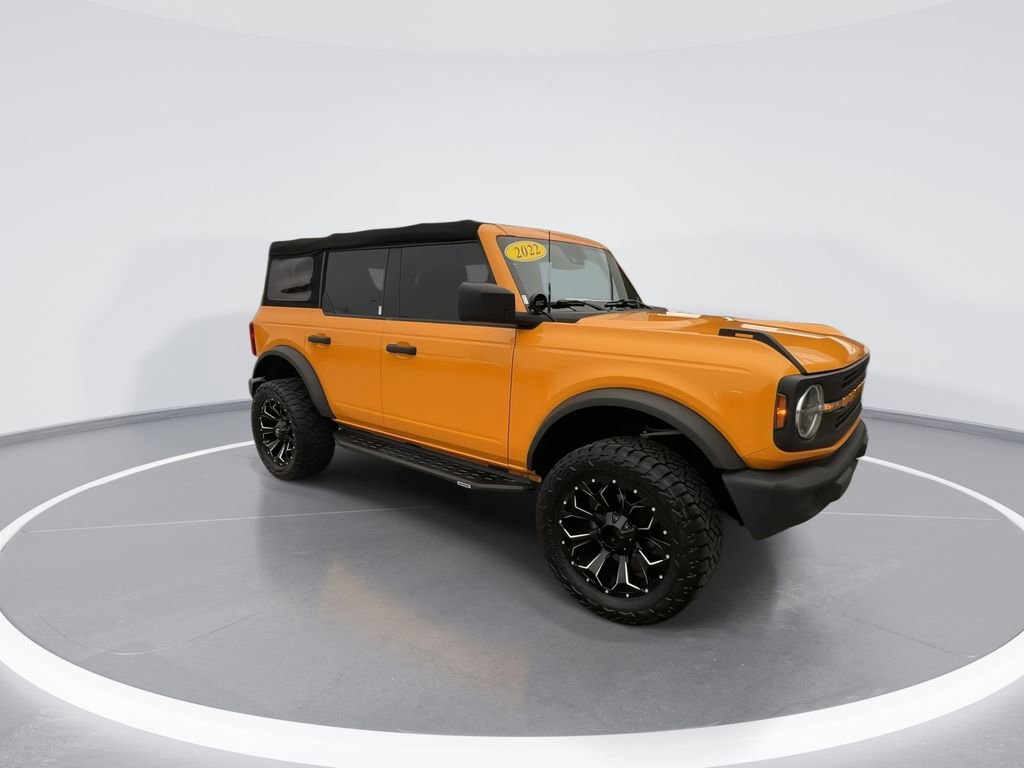 Used 2022 Ford Bronco 4-Door AWD/4WD image 2
