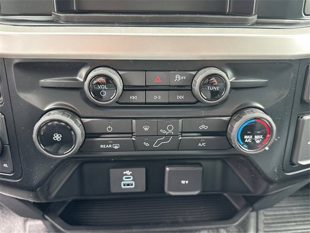 New 2025 Ford F350 XL w/ XL Chrome Package image 19