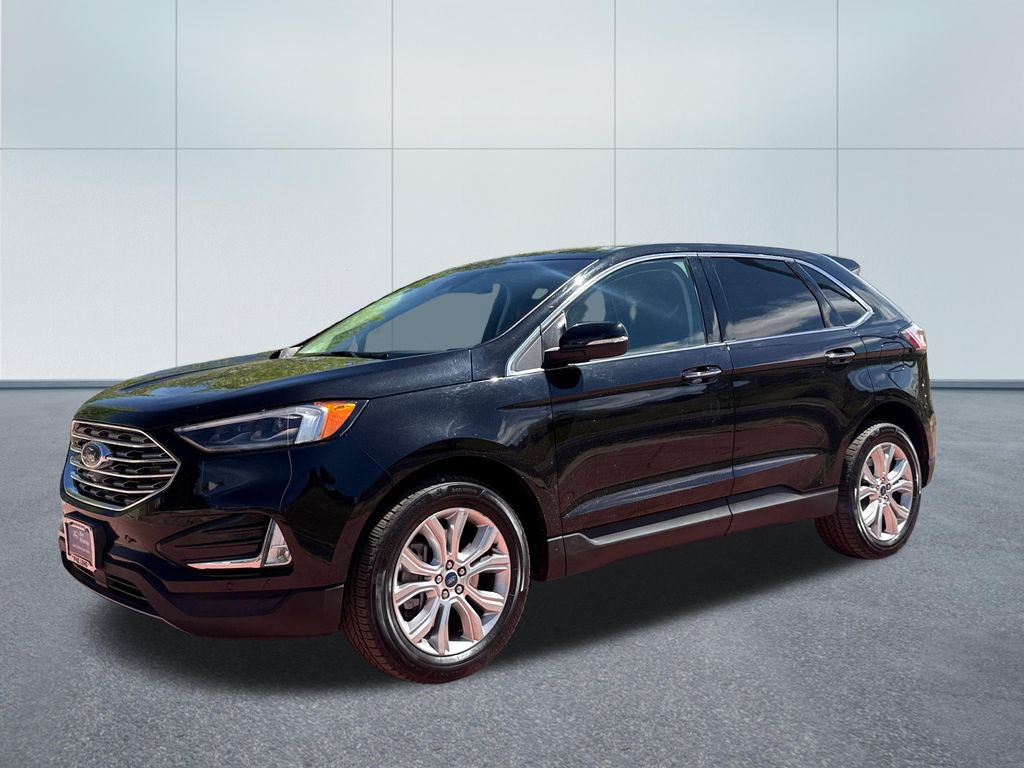 Used 2022 Ford Edge Titanium w/ Equipment Group 301A AWD/4WD image 4
