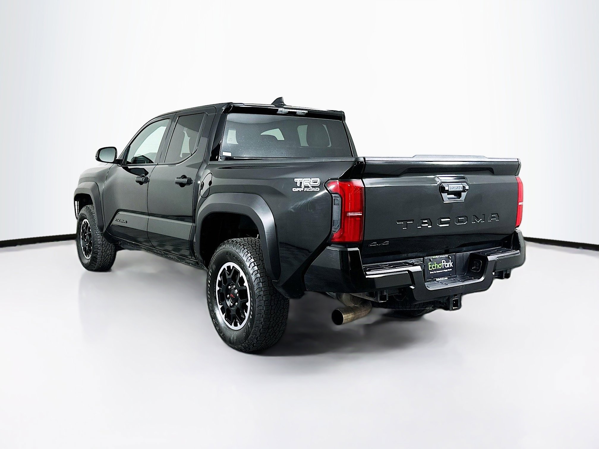 Used 2025 Toyota Tacoma TRD Off-Road AWD/4WD image 5