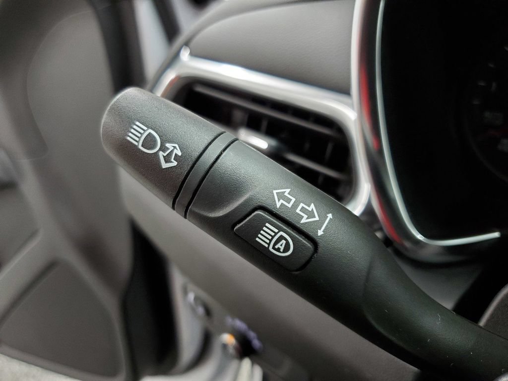Used 2022 Chevrolet Equinox LT FWD image 32