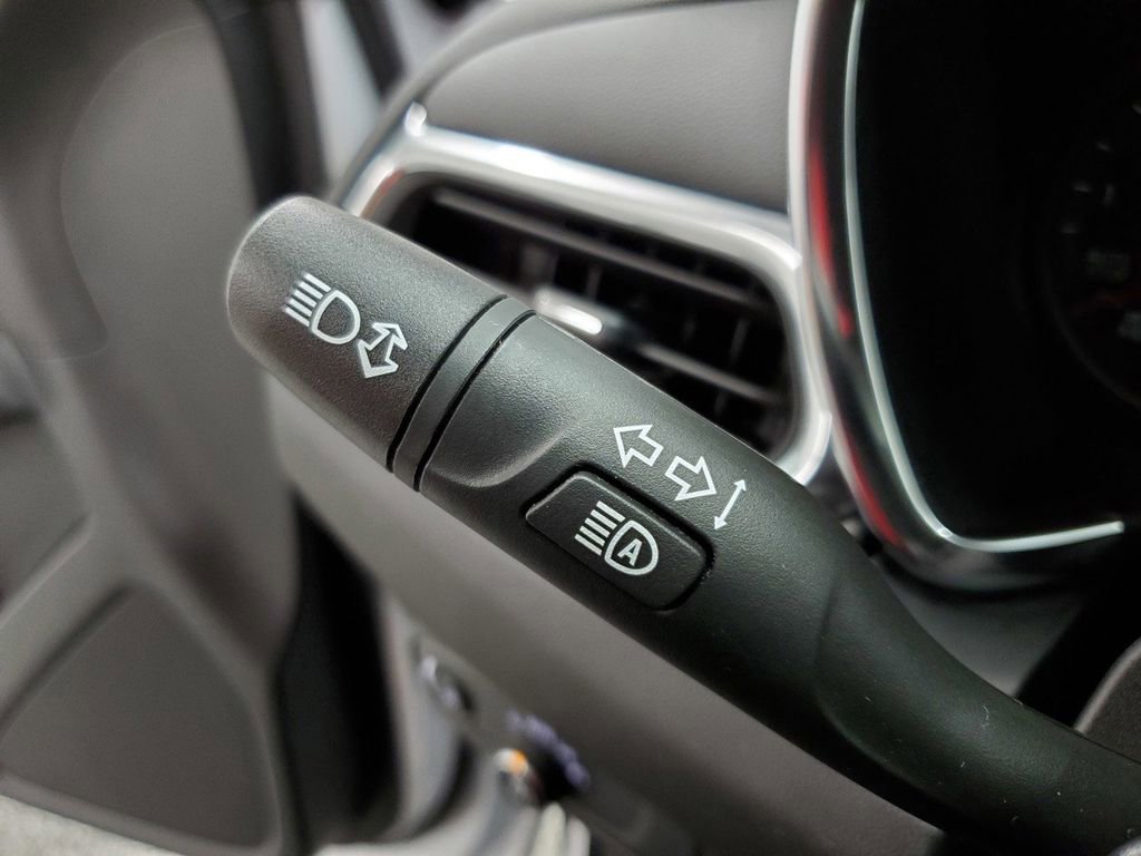 Used 2022 Chevrolet Equinox LT FWD image 32