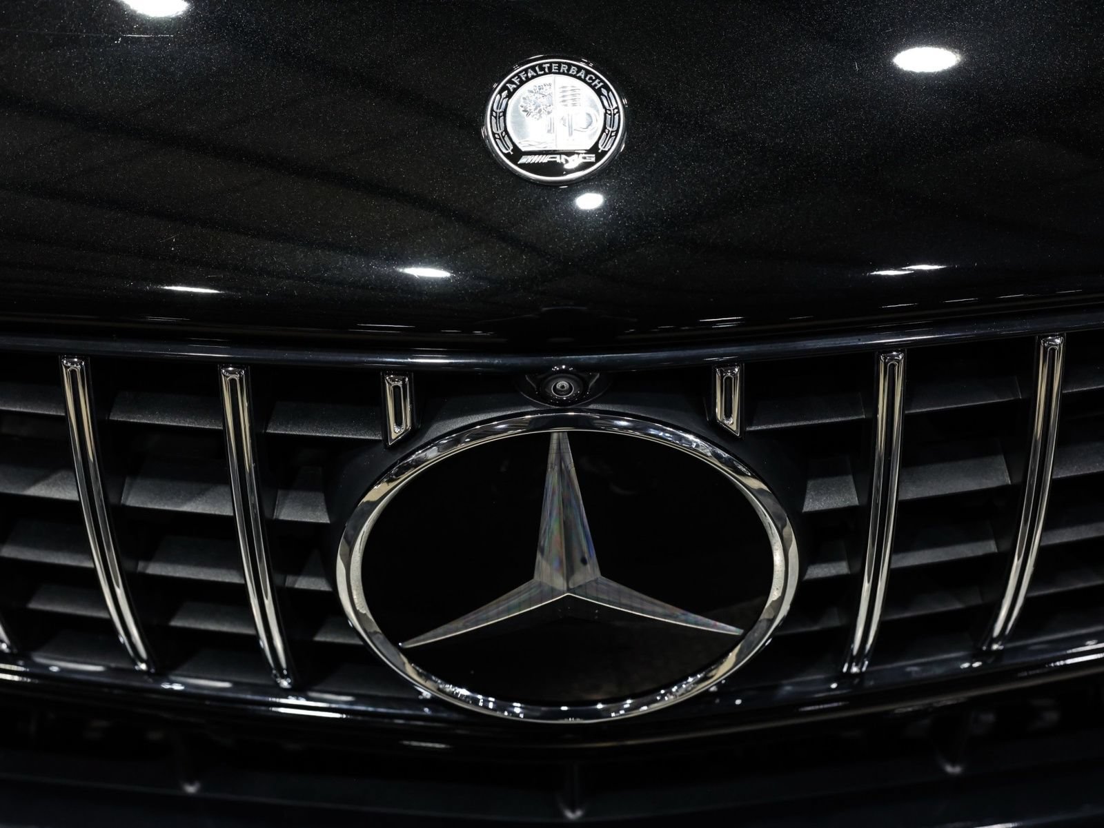 Used 2023 Mercedes-Benz SL 63 AMG 4MATIC image 16