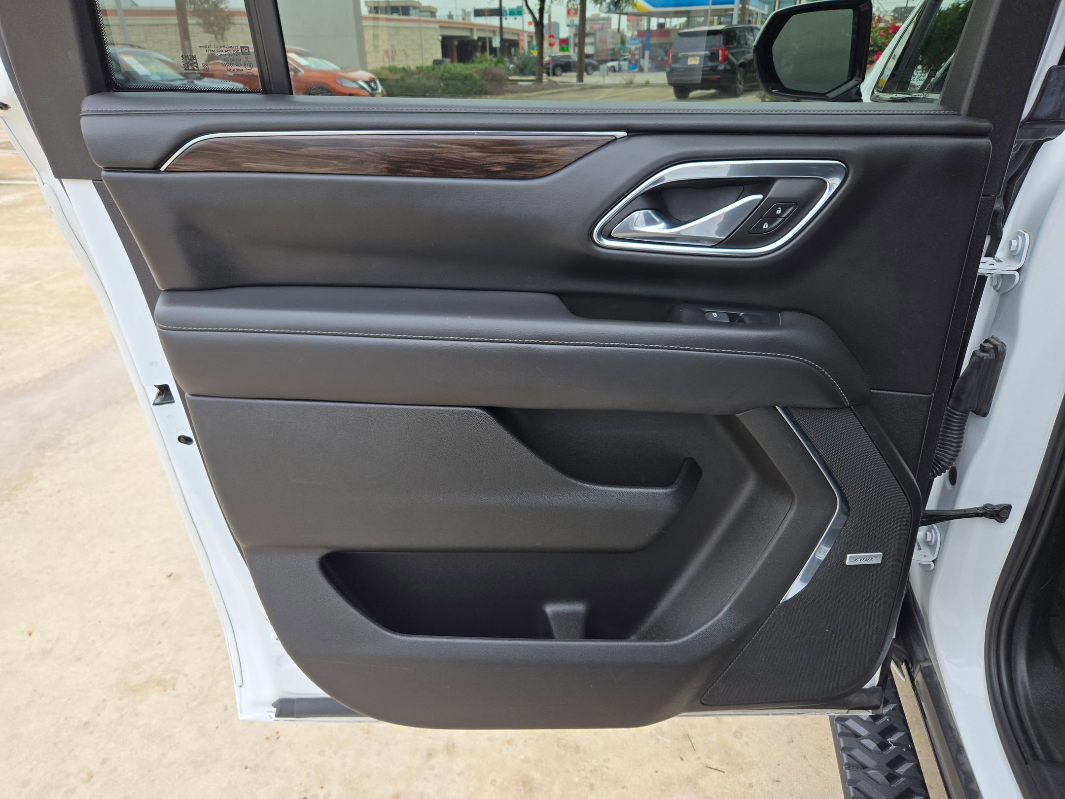 Used 2023 Chevrolet Suburban Z71 AWD/4WD image 15