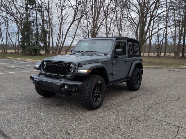 Used 2025 Jeep Wrangler Sport image 7