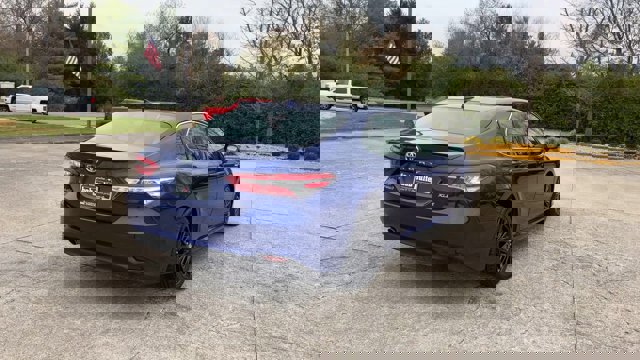 Used 2018 Toyota Camry XLE image 8