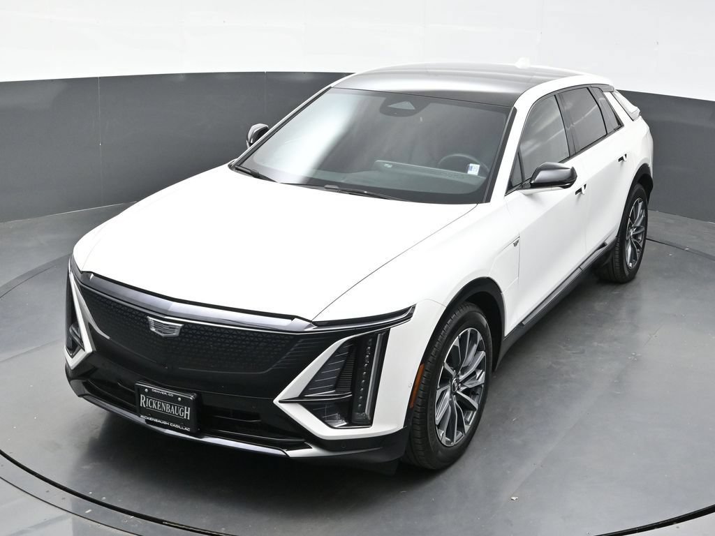 Certified 2024 Cadillac Lyriq Sport AWD/4WD image 32