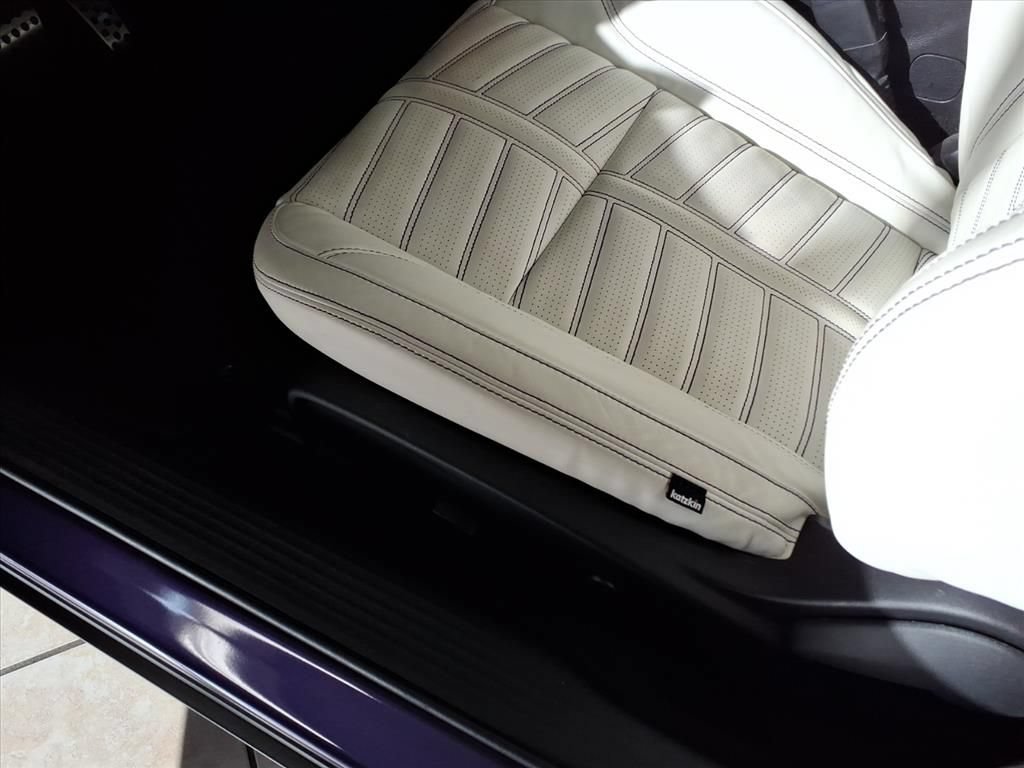New 2023 Dodge Challenger R/T Scat Pack w/ Plus Package RWD image 9