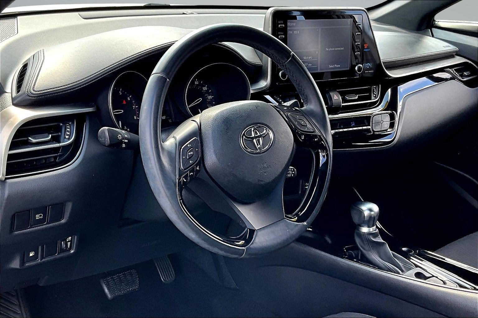 Used 2019 Toyota C-HR XLE FWD image 12