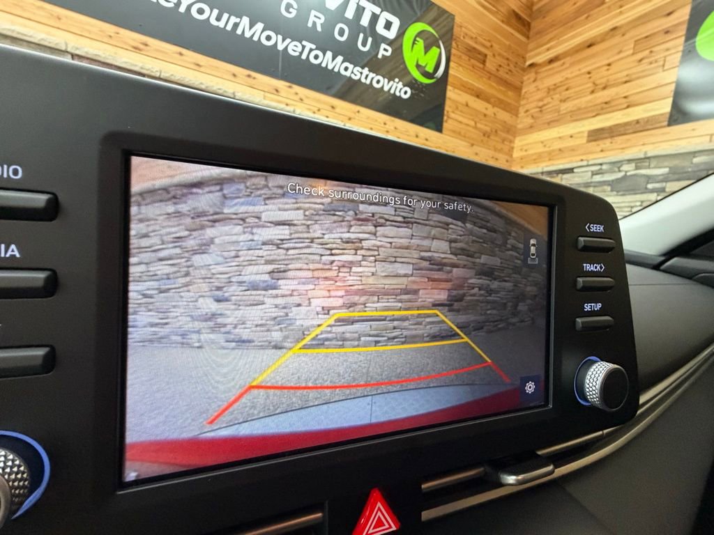 Used 2023 Hyundai Elantra SEL w/ Preferred Accessory Package image 20