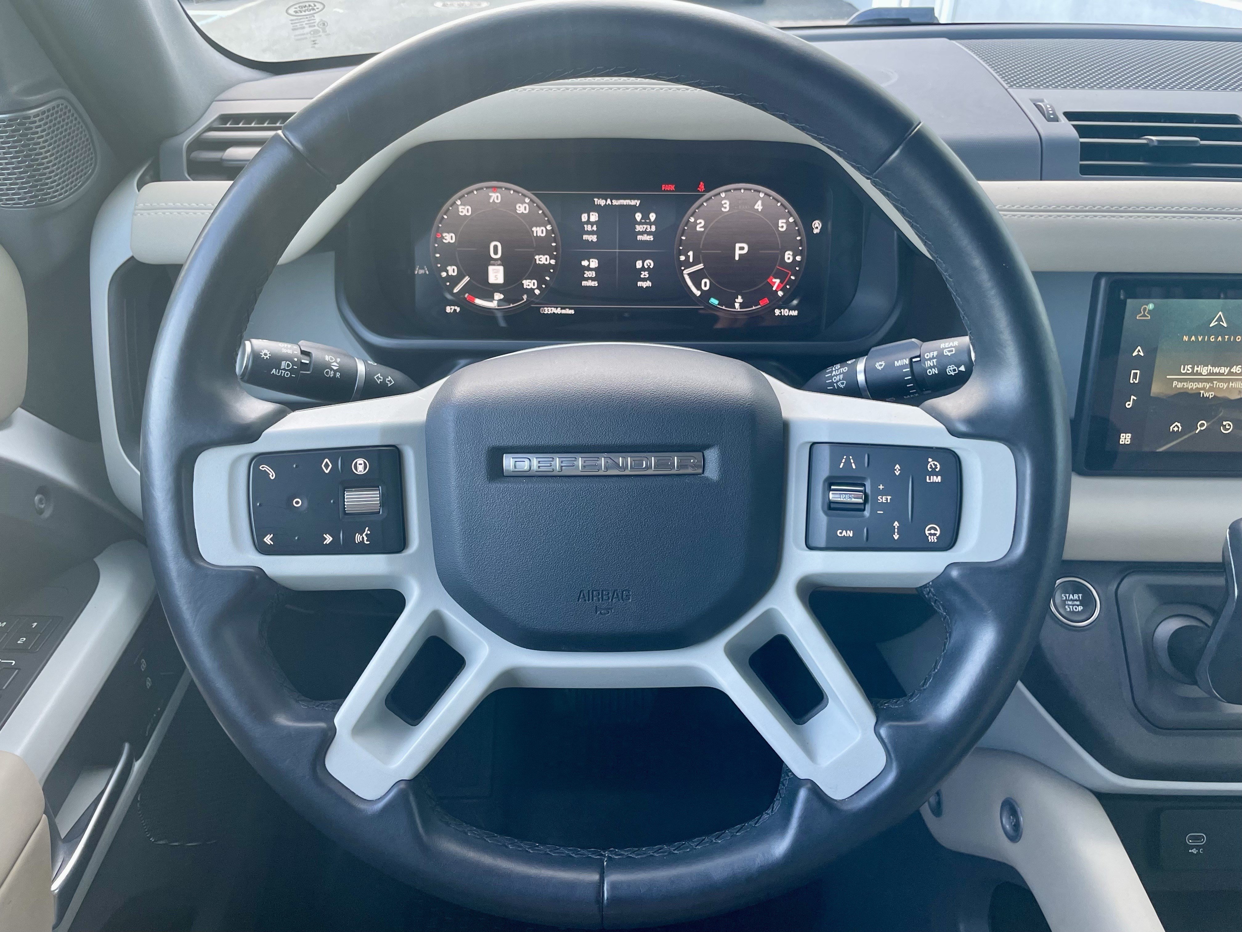 Used 2024 Land Rover Defender 110 X-Dynamic SE AWD/4WD image 21