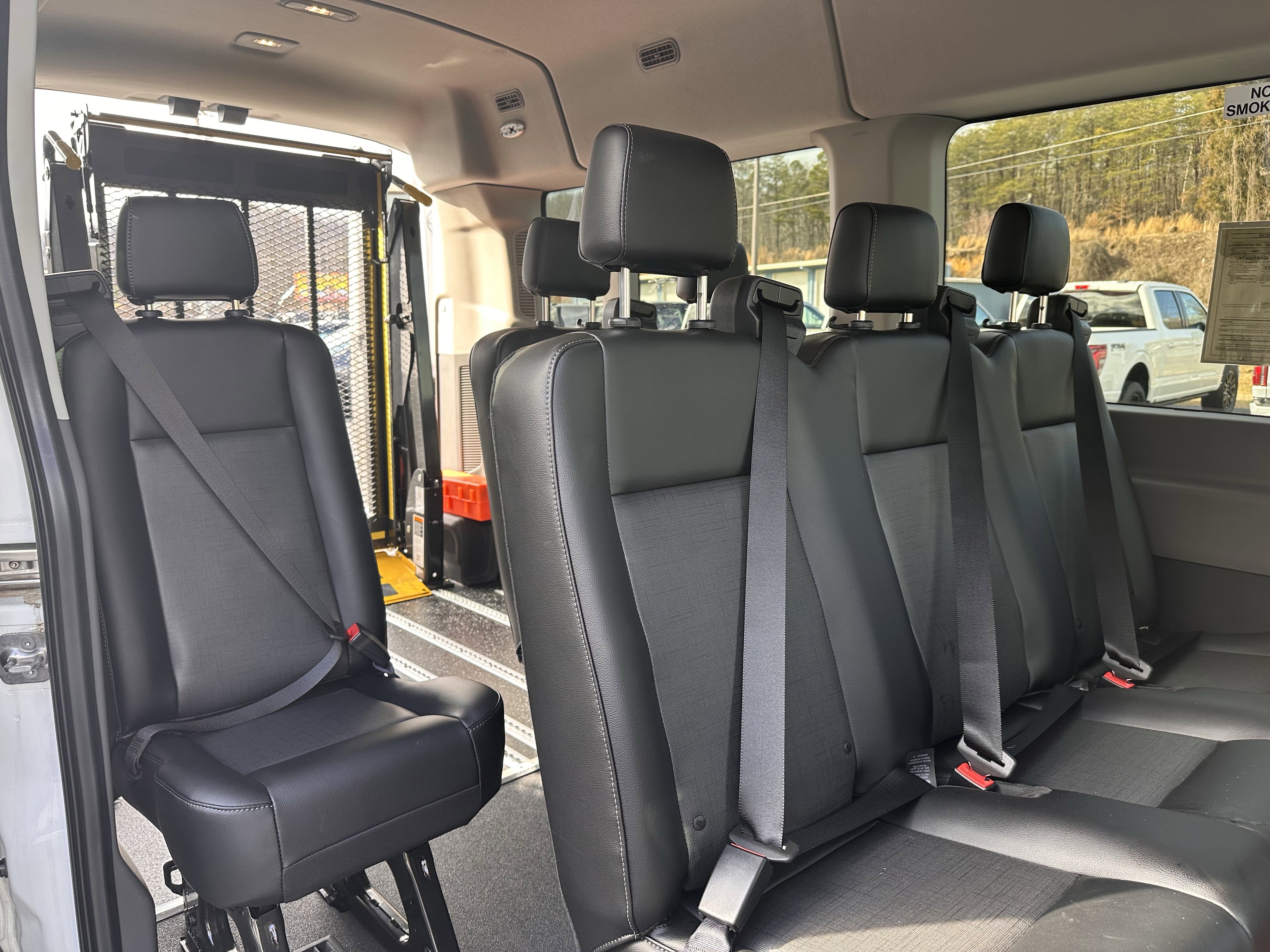 Used 2024 Ford Transit 350 XL image 14