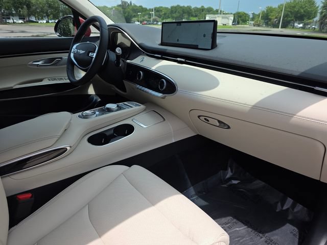 Used 2025 Genesis GV70 2.5T AWD/4WD image 9