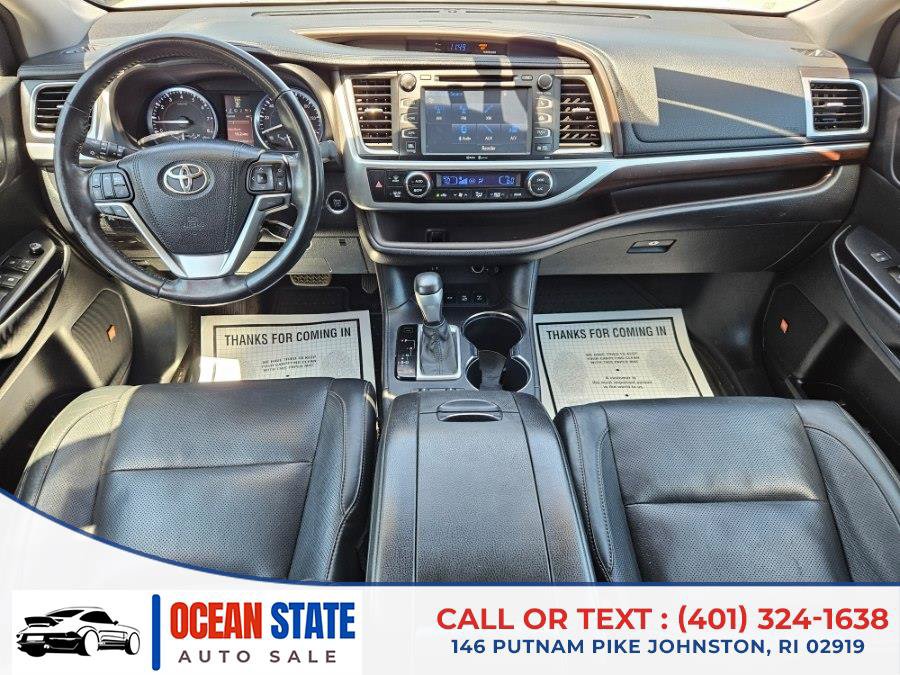 Used 2015 Toyota Highlander Limited Platinum AWD/4WD image 18