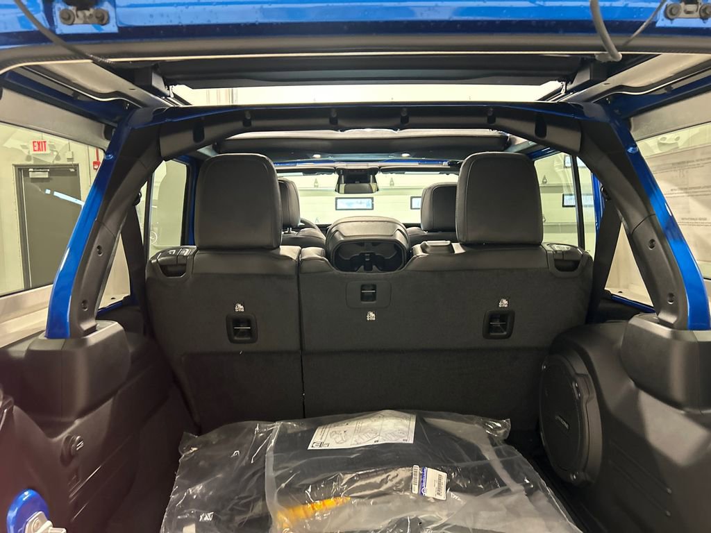 New 2026 Jeep Wrangler Sahara image 34