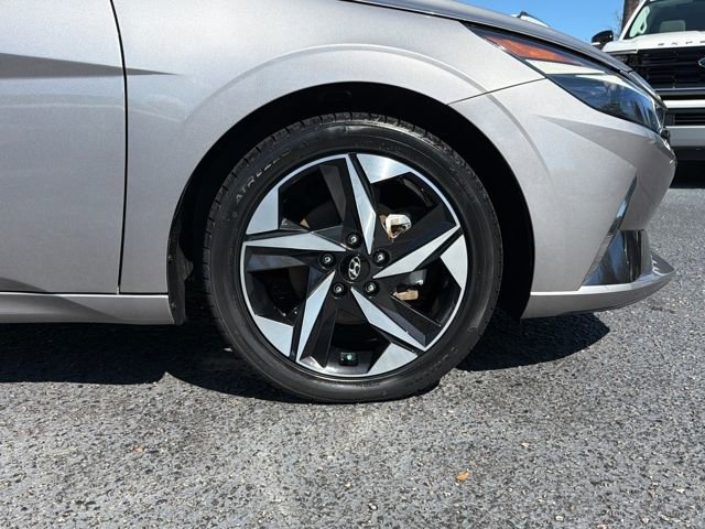 Used 2021 Hyundai Elantra Limited w/ Cargo Package image 32