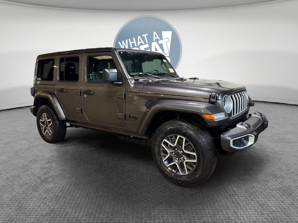 New 2026 Jeep Wrangler Unlimited Sahara w/ Safety Group
