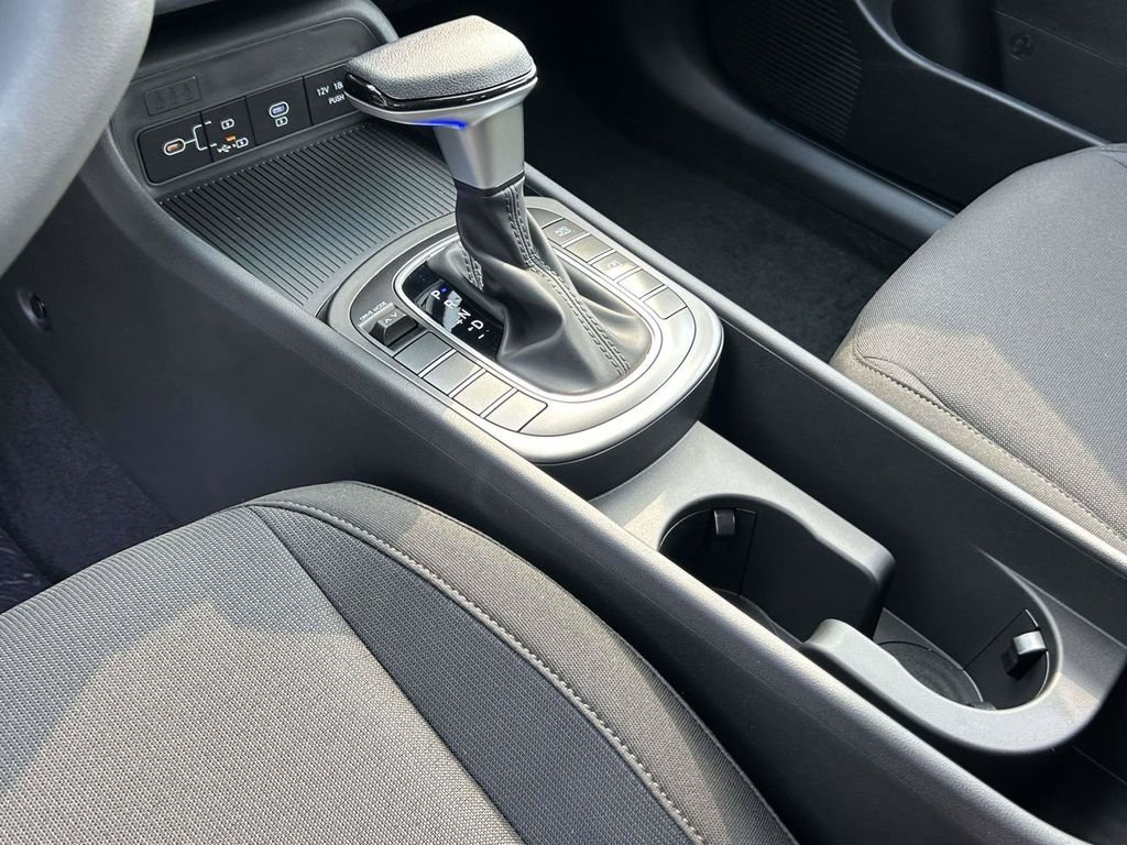 New 2026 Hyundai Kona SE FWD image 18