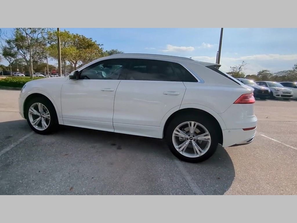 Used 2023 Audi Q8 Premium Plus w/ Premium Plus Package image 47