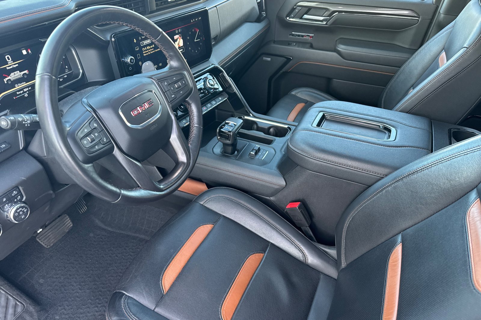 Used 2022 GMC Sierra 1500 AT4 w/ AT4 Premium Package image 10