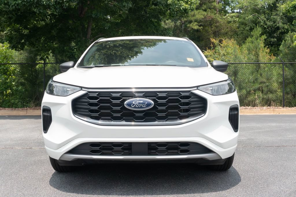 Used 2024 Ford Escape ST-Line w/ Tech Pack #1 FWD image 5