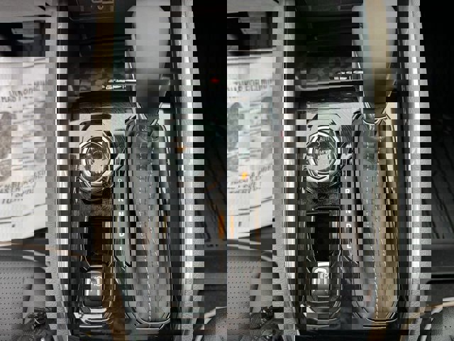 New 2026 GMC Canyon Denali w/ LPO, Denali Black Edition image 17