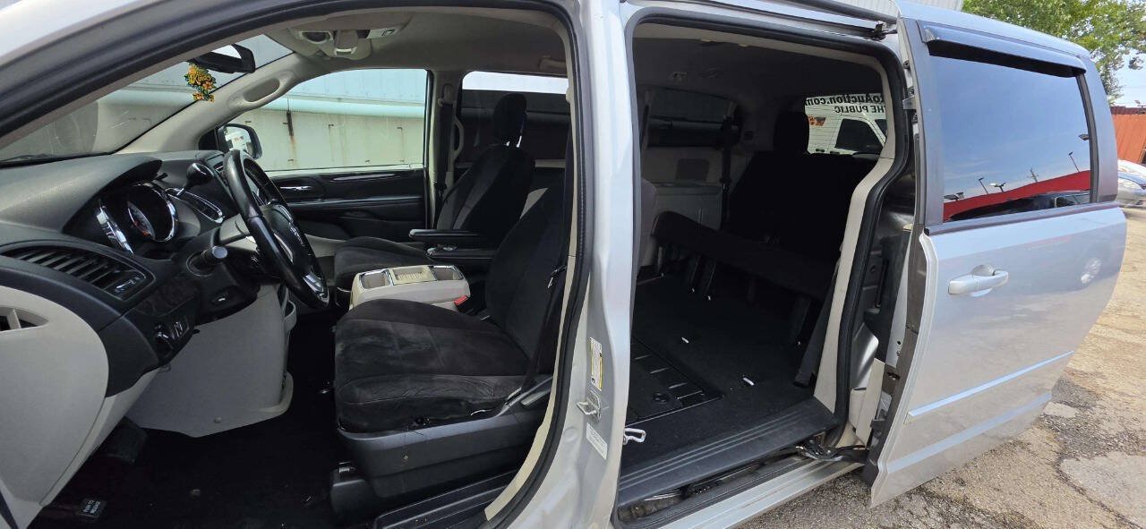 Used 2011 Dodge Grand Caravan Mainstreet w/ PWR Convenience Group FWD image 8