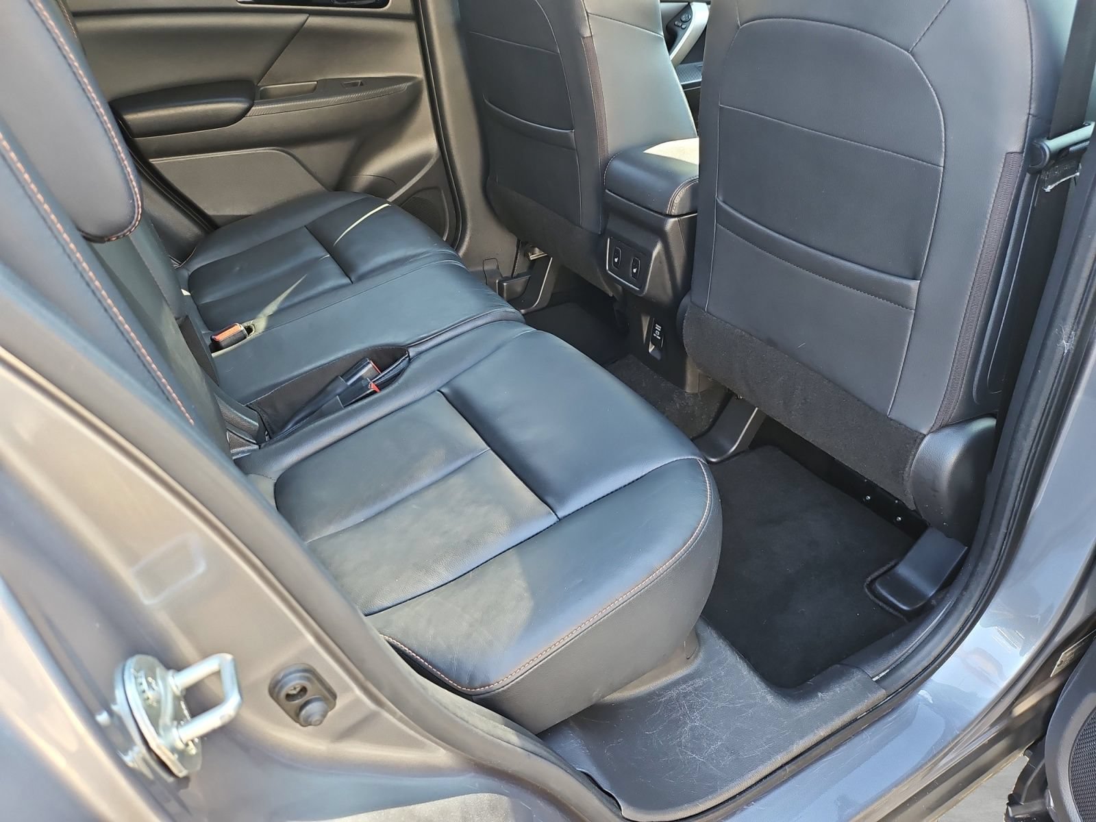 Used 2019 Mitsubishi Eclipse Cross SE AWD/4WD image 30