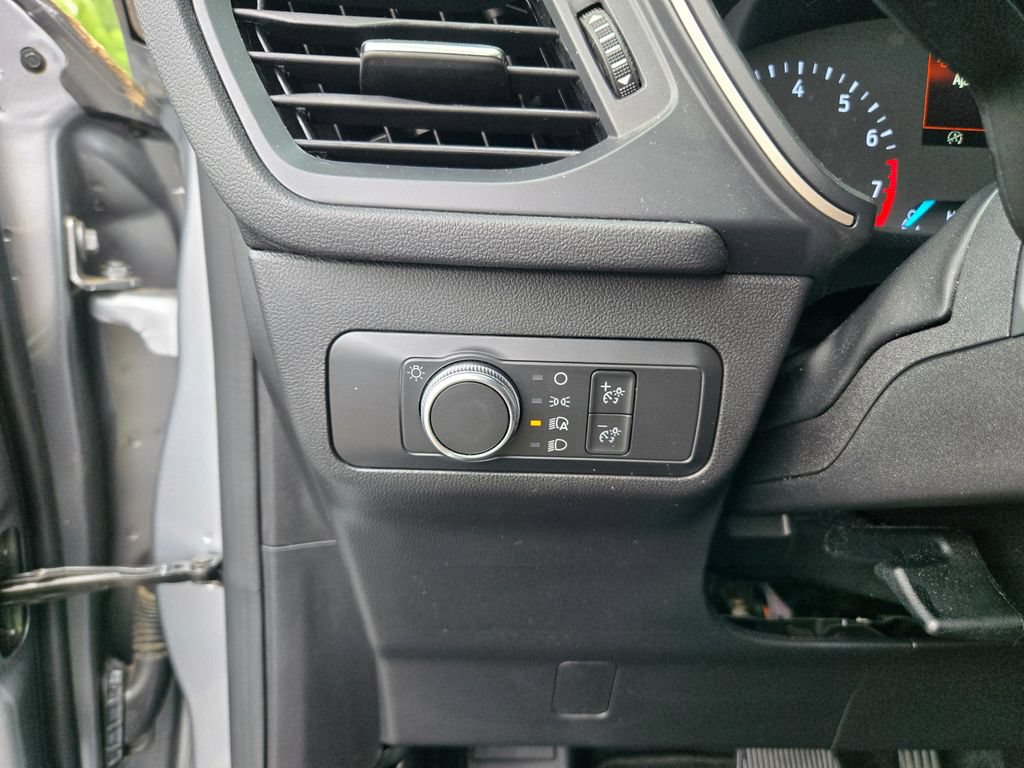 Used 2022 Ford Escape SE AWD/4WD image 16