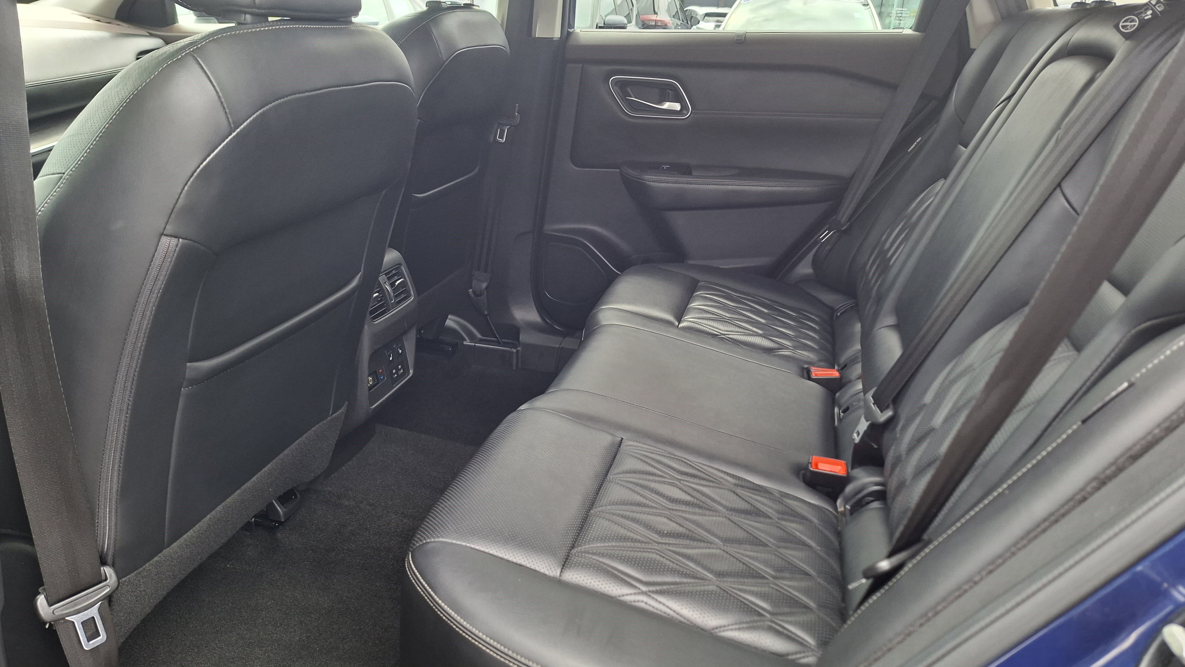 Used 2021 Nissan Rogue Platinum image 20