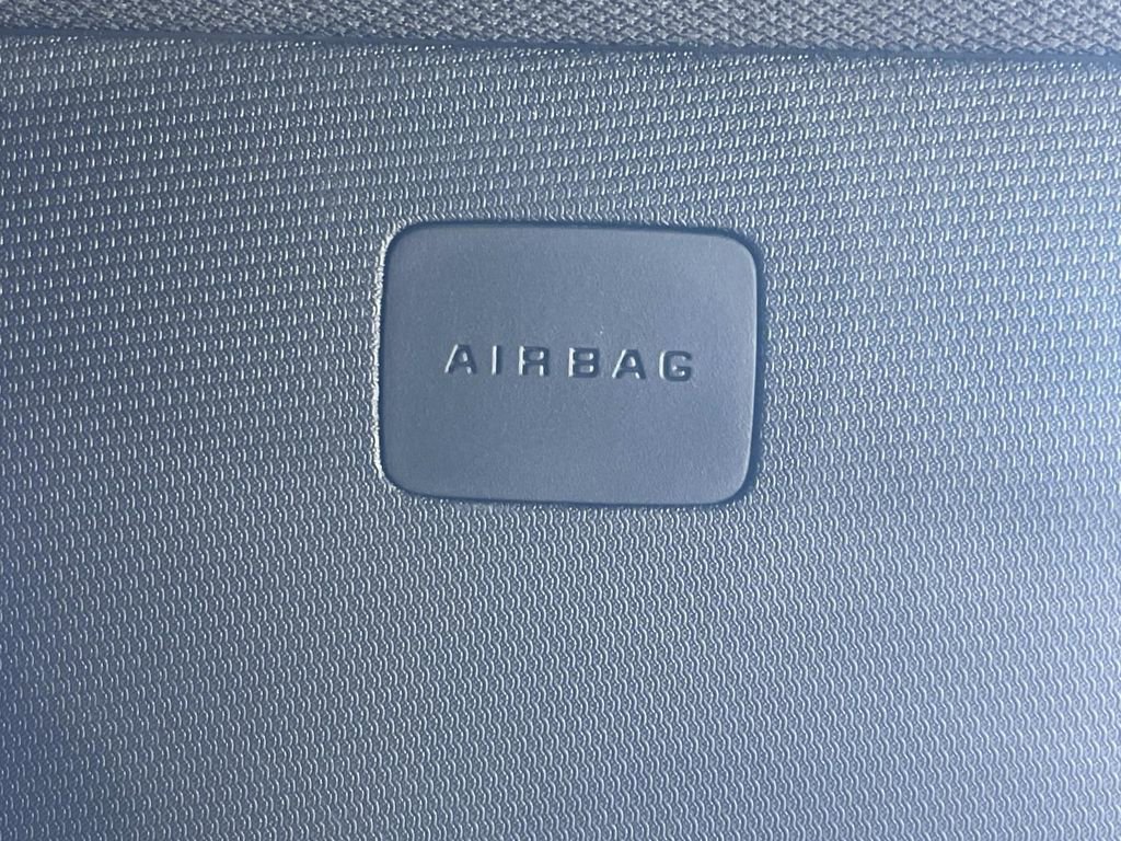 New 2026 Chevrolet Equinox LT w/ Convenience Package II image 32