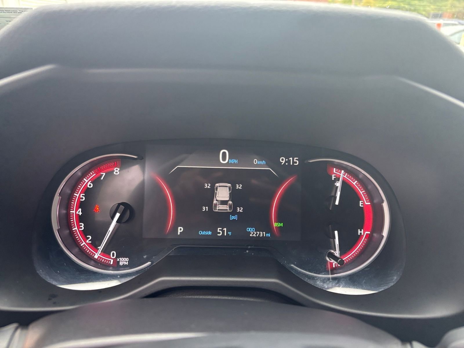 Used 2025 Toyota RAV4 XLE image 40