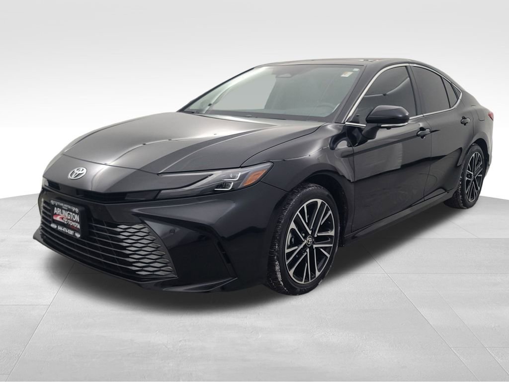 Used 2025 Toyota Camry XSE image 9