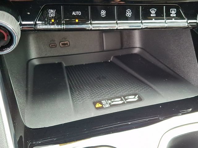 New 2026 Chevrolet Traverse LT FWD image 19