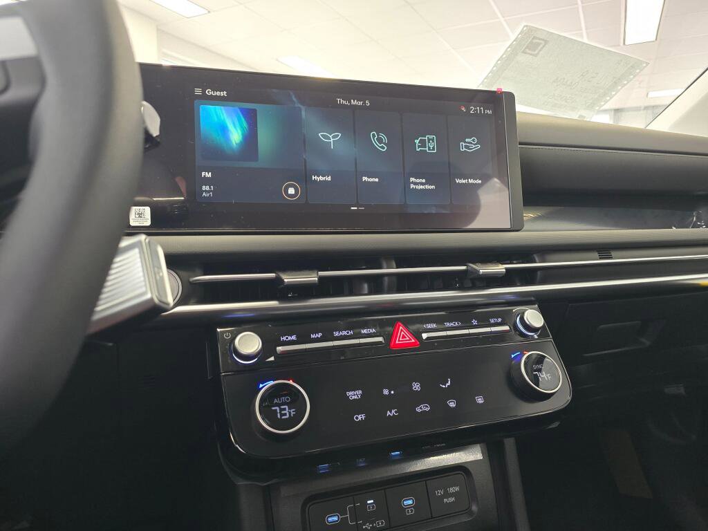 New 2026 Hyundai Tucson Blue SE image 24