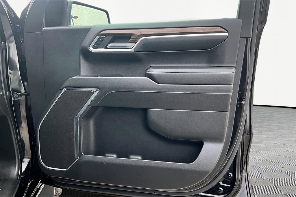 Used 2023 Chevrolet Silverado 1500 LT w/ Protection Package image 24