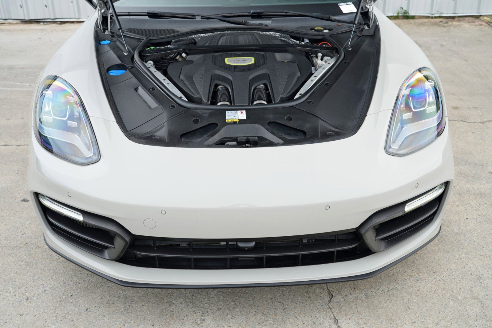 Used 2021 Porsche Panamera 4S image 8