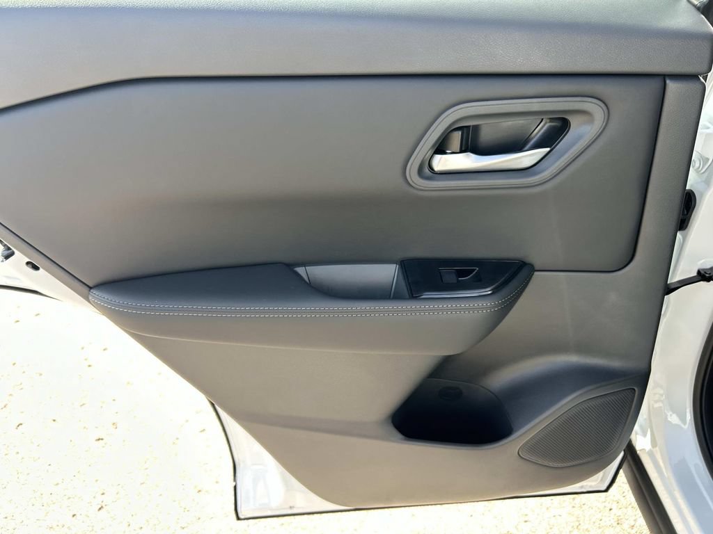 New 2026 Nissan Rogue SV AWD/4WD image 19