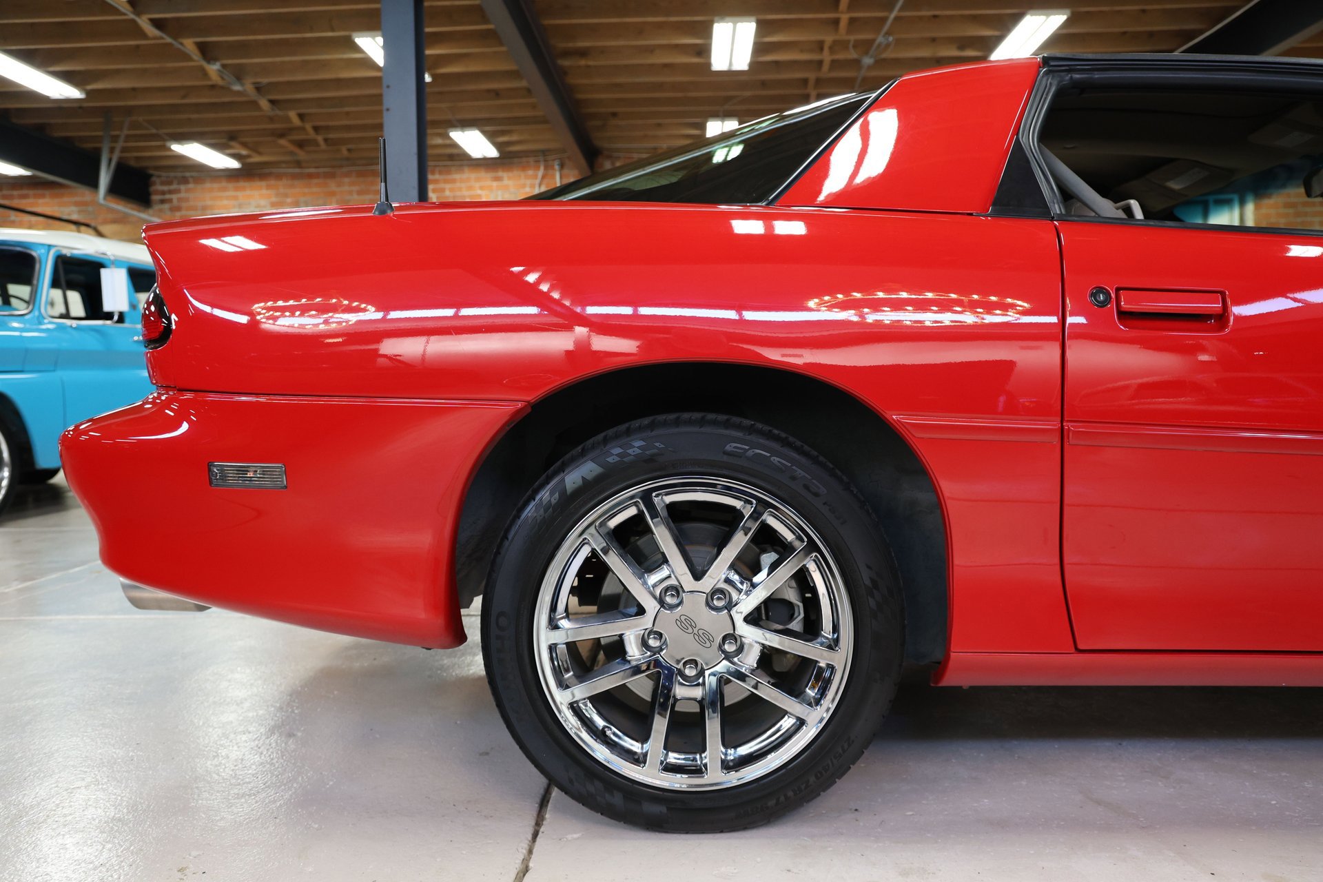Used 2002 Chevrolet Camaro Z28 w/ SS Performance/Appearance Pkg image 17