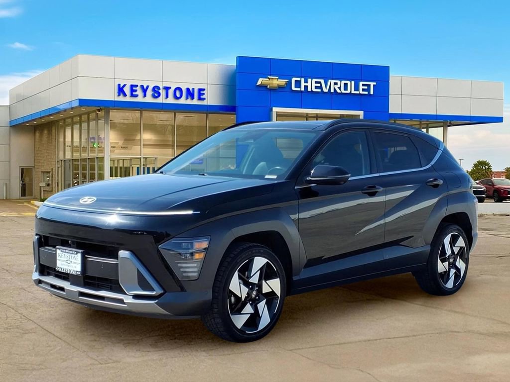 Used 2024 Hyundai Kona Limited AWD/4WD image 3