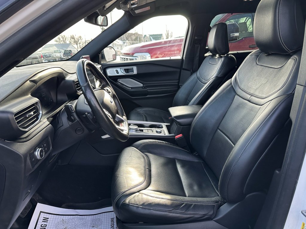 Used 2020 Ford Explorer ST w/ Premium Technology Package image 7