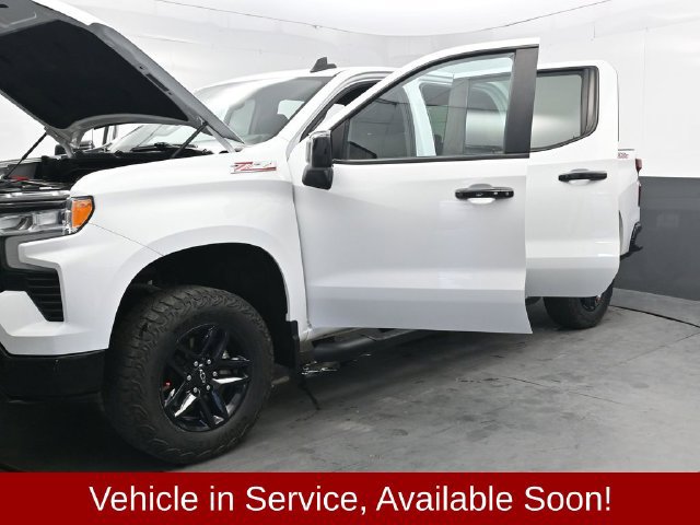 Used 2023 Chevrolet Silverado 1500 LT Trail Boss w/ Protection Package AWD/4WD image 43