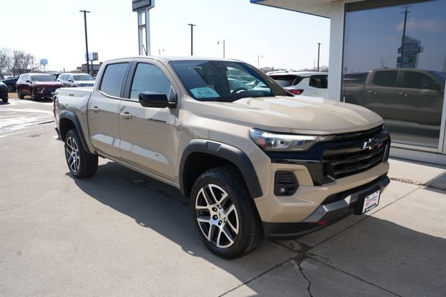 Used 2023 Chevrolet Colorado Z71 w/ Z71 Convenience Package 2 image 31